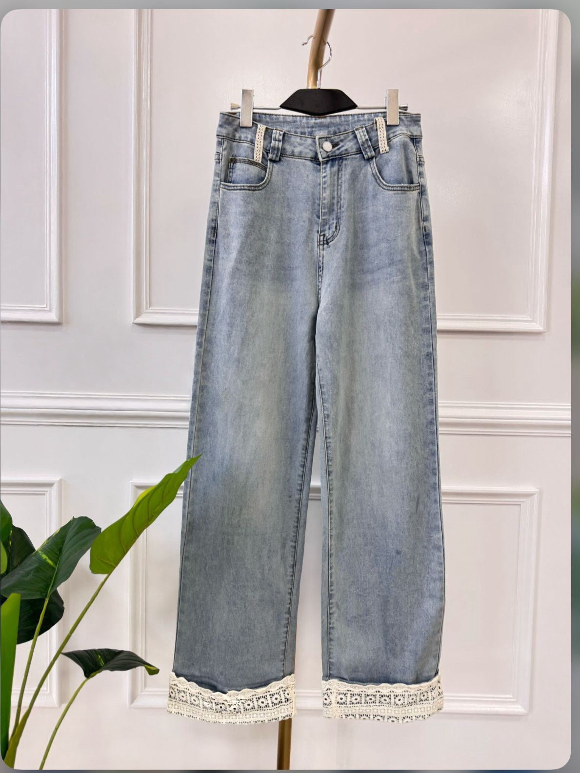 JEANS BAJO VUELTA CROCHÉ