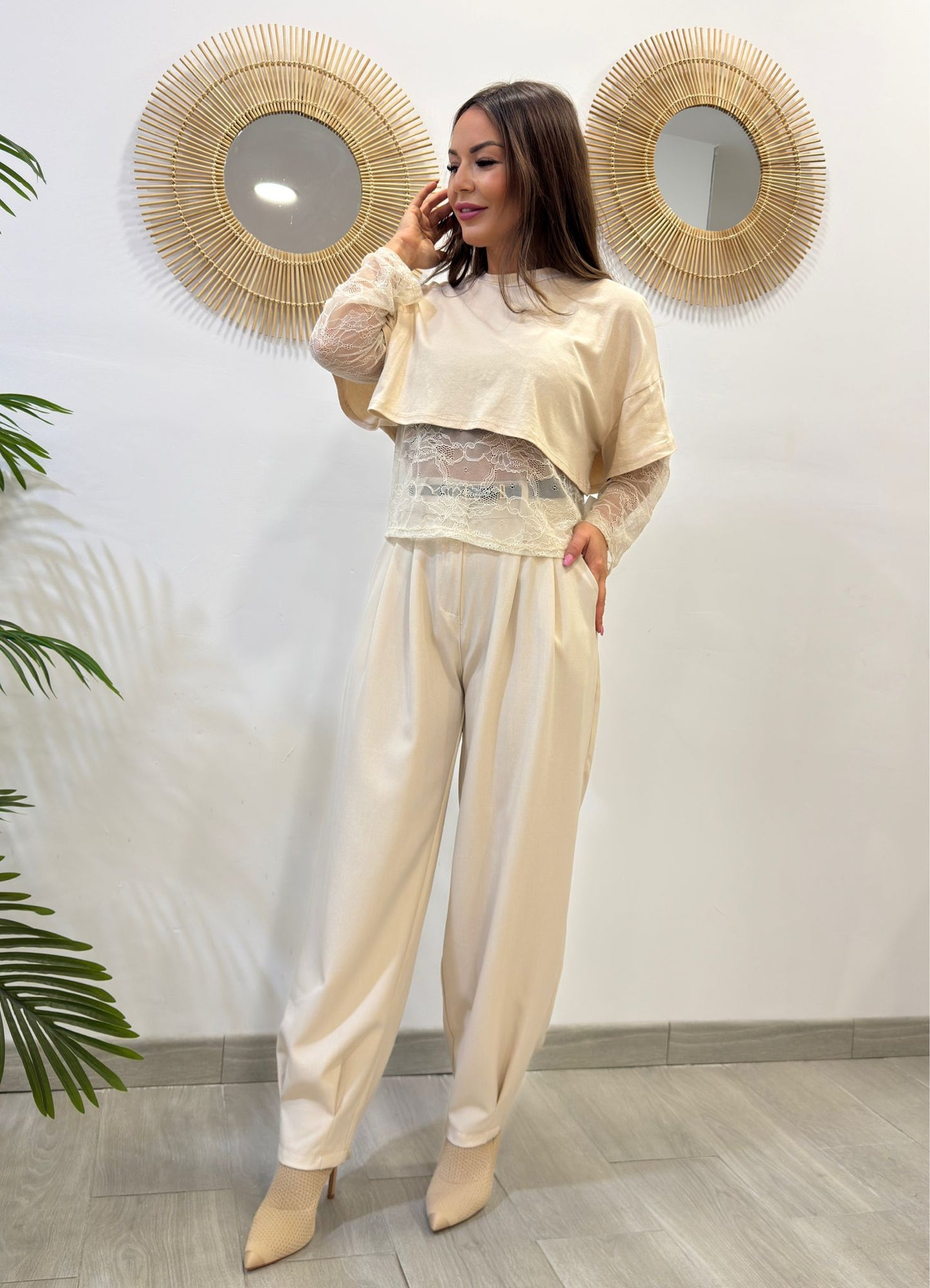 CAMISETA ENCAJE + TOP