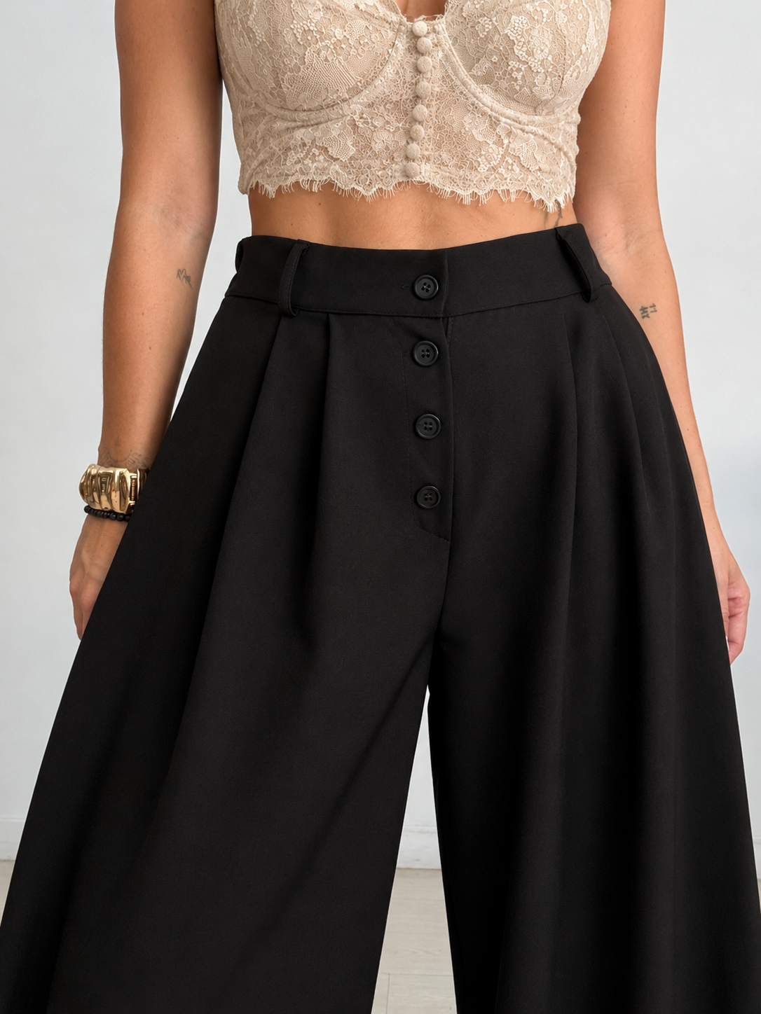 PANTALÓN BOTONES