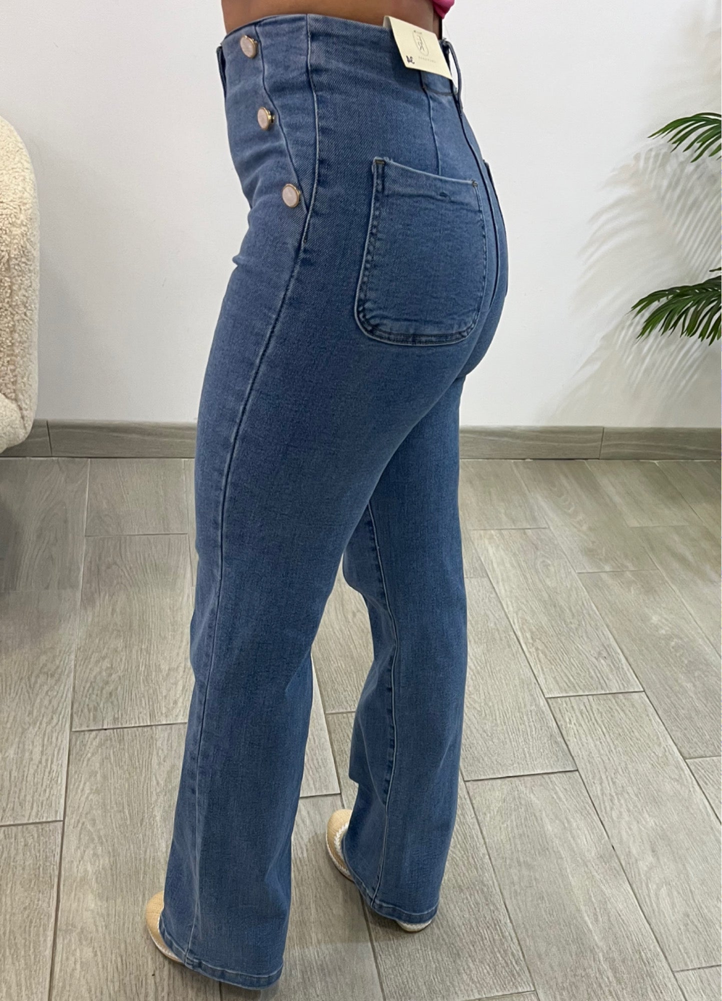 JEANS BOTONES