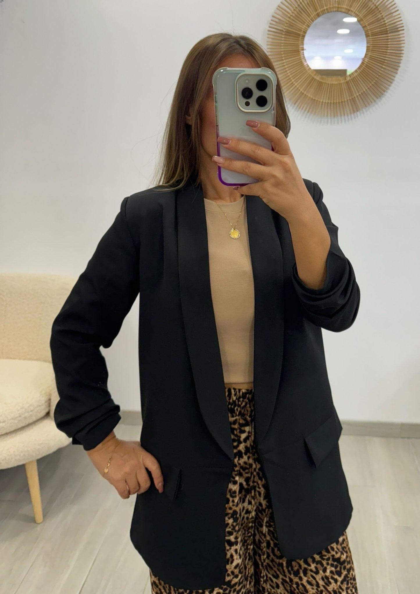 BLAZER MANGA FRUNCIDA NEGRA