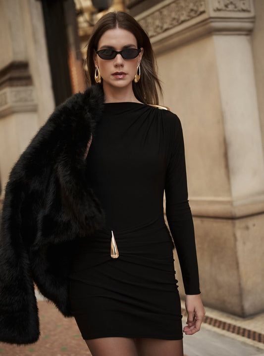 VESTIDO APLIQUES METÁLICOS MANGA LARGA