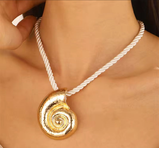 COLLAR CARACOLA