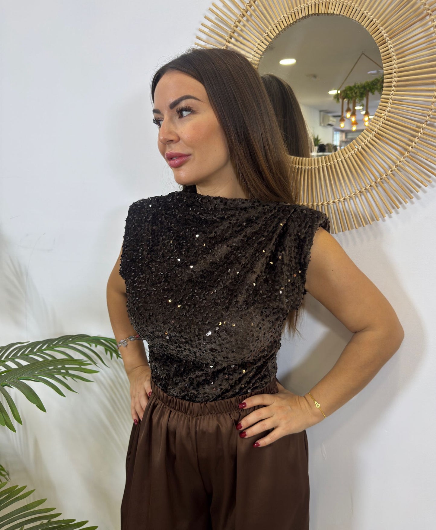 TOP TERCIOPELO LENTEJUELAS MARRÓN