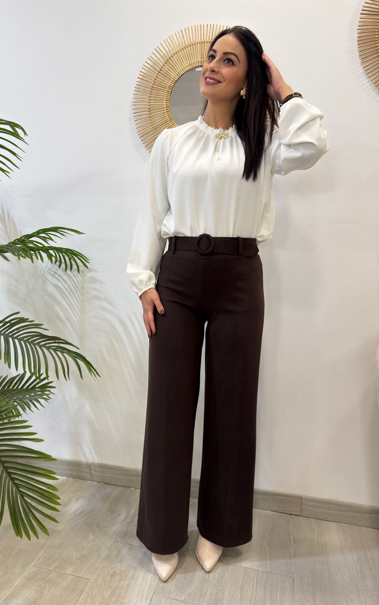 BLUSA BROCHE DORADO BLANCA