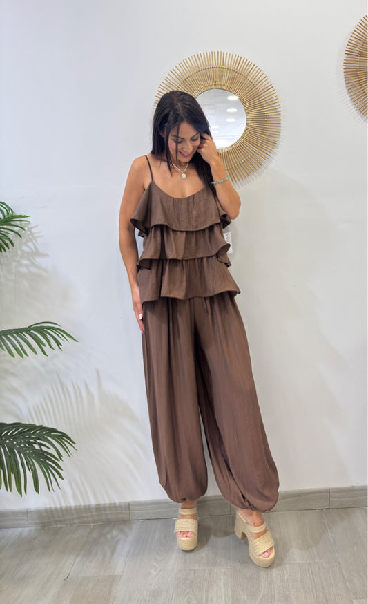 CONJUNTO PANTALÓN BOMBACHO TOP VOLANTES