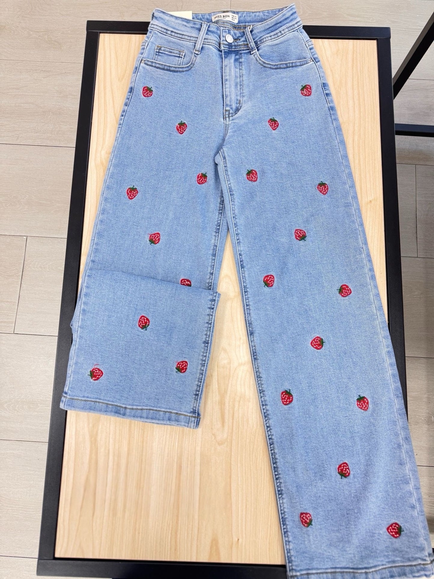 JEANS FRESAS