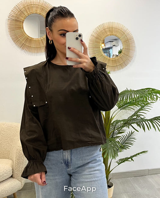 BLUSA TACHAS MARRÓN