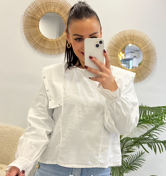 BLUSA TACHAS BLANCA