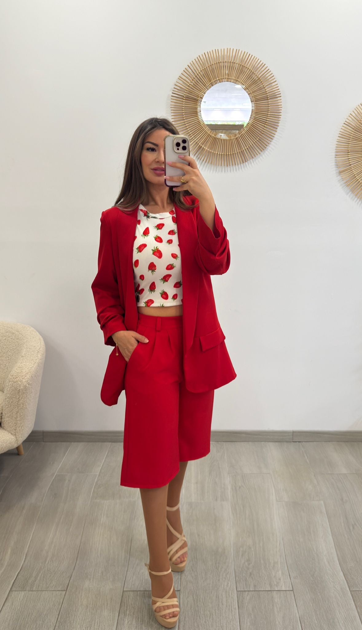 BLAZER MANGA FRUNCIDA ROJA