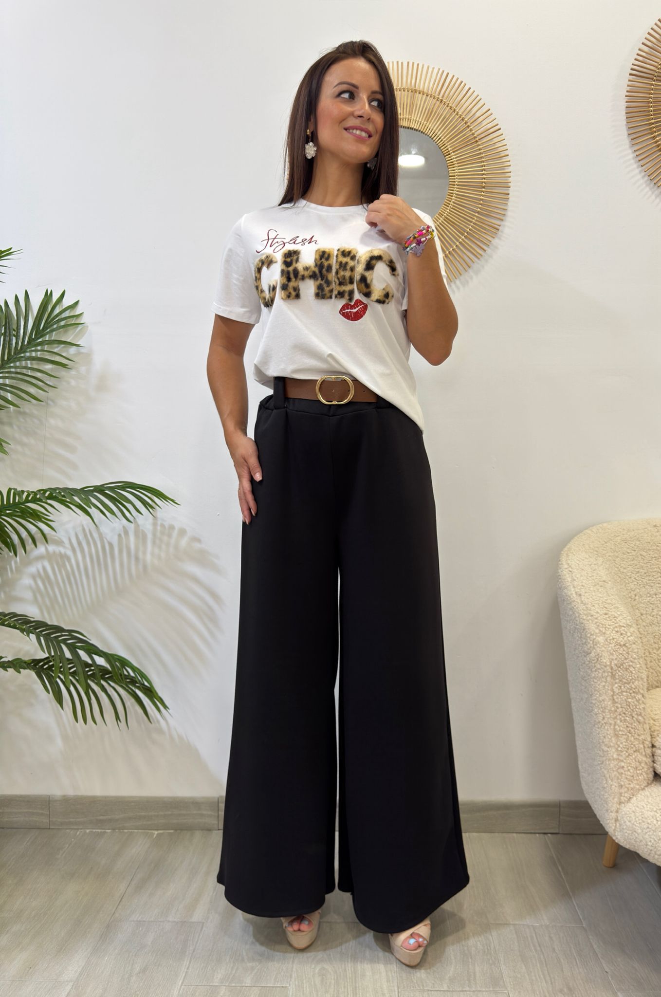 PANTALÓN PALAZZO NEGRO CON CINTURÓN
