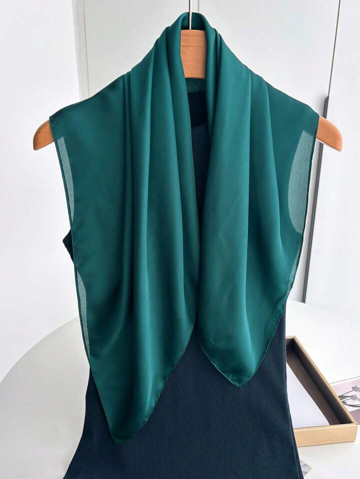 PAÑUELO SATINADO VERDE