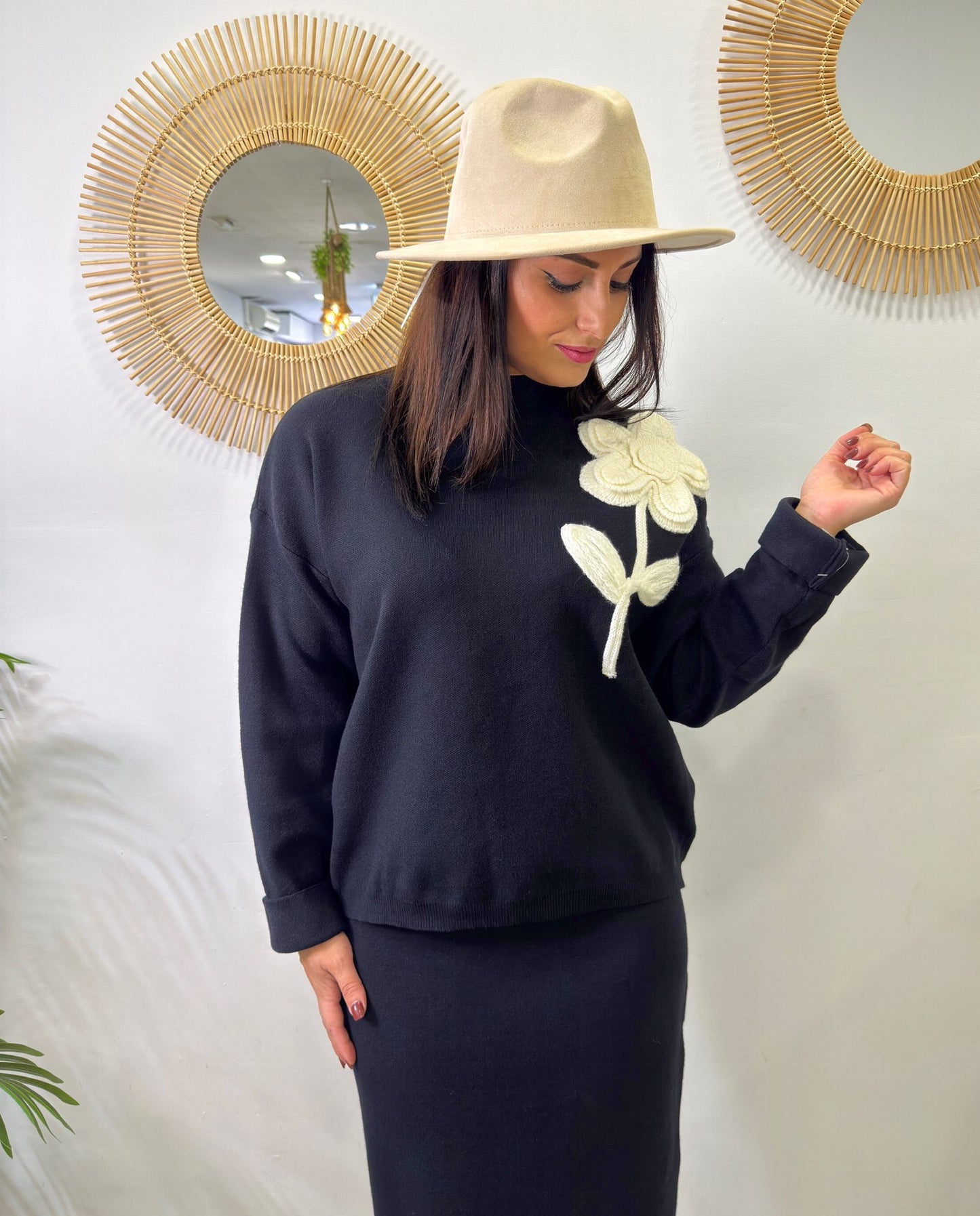 CONJUNTO FLOR NEGRO - Lolitas