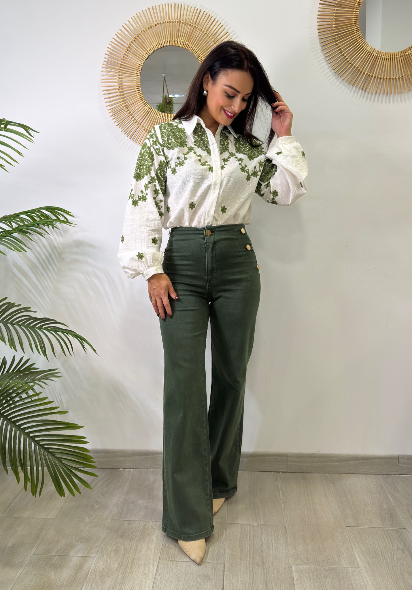 CAMISA BORDADOS VERDE